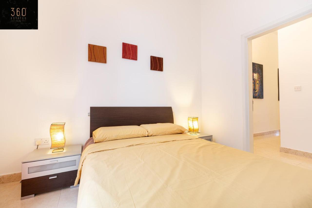 5mins To Promenade With Sofa Ac & Wifi By 360 Estates Apartment Sliema
